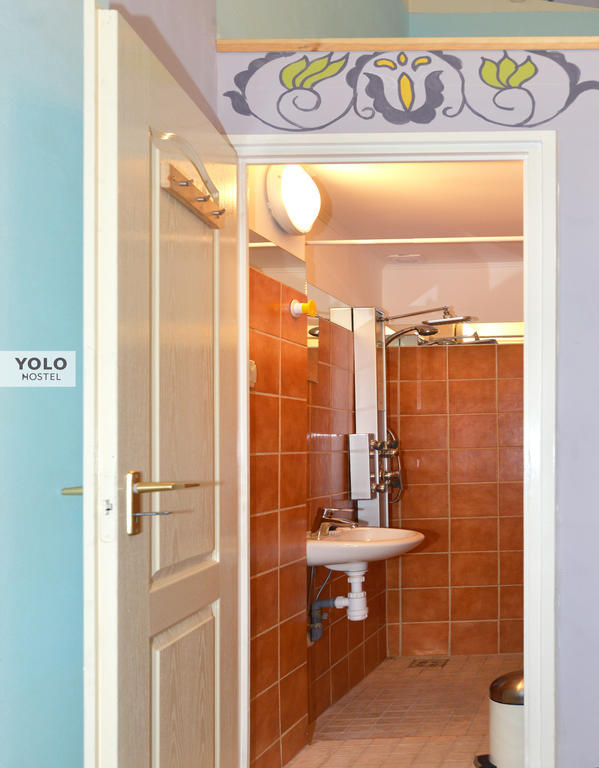 Yolo Hostel Βουδαπέστη Δωμάτιο φωτογραφία