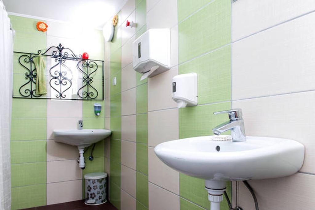Yolo Hostel Βουδαπέστη Εξωτερικό φωτογραφία