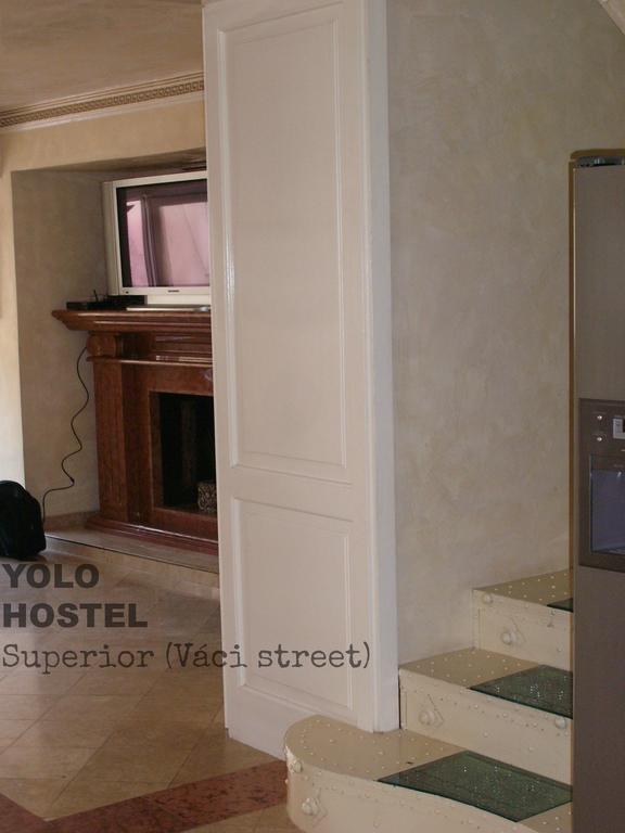 Yolo Hostel Βουδαπέστη Εξωτερικό φωτογραφία