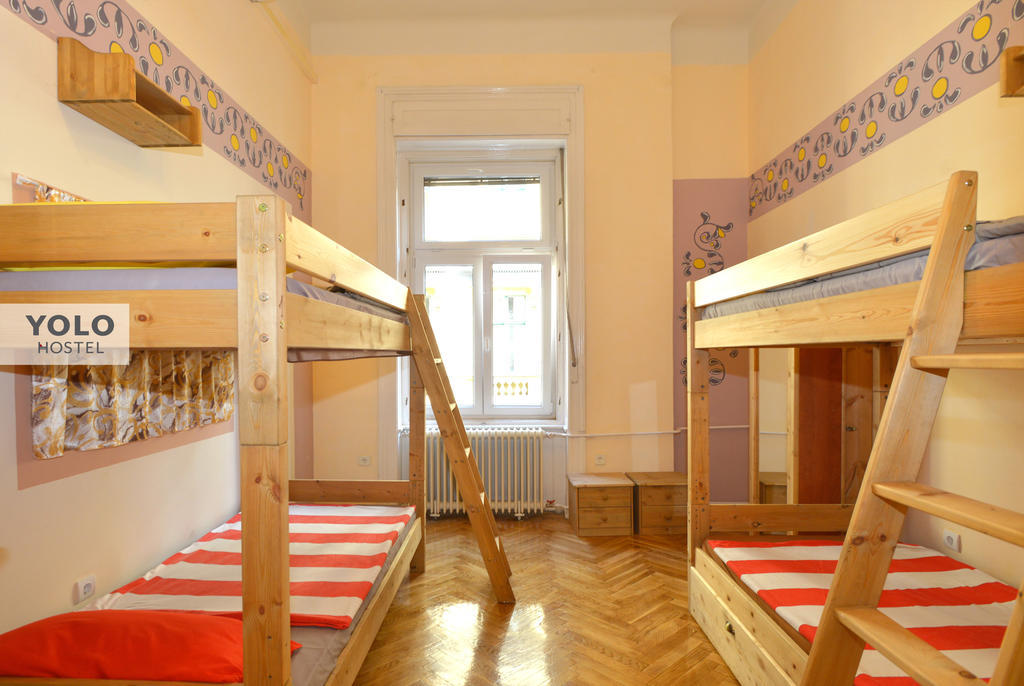 Yolo Hostel Βουδαπέστη Εξωτερικό φωτογραφία