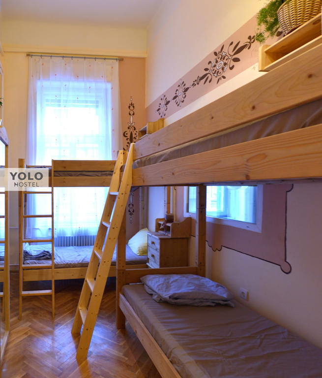 Yolo Hostel Βουδαπέστη Εξωτερικό φωτογραφία